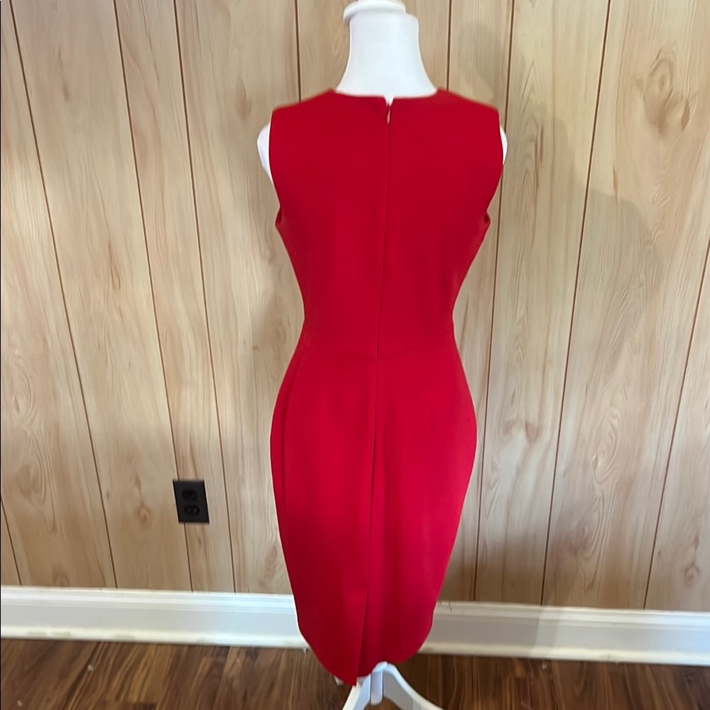 Calvin Klein Red‎ Sleeveless Sheath Dress With Gold Zipper O-Ring - Size 4 - Picture 13 of 13